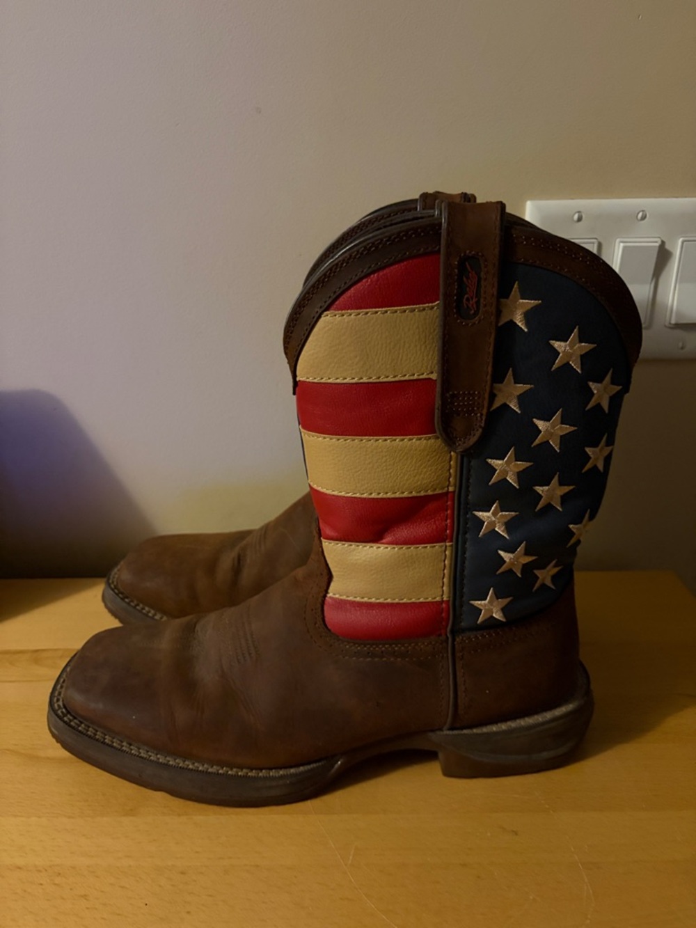 Rebel by Durango Brown Leather Western Pull-On Boots w/Star Accents Sz 10.5 EE
